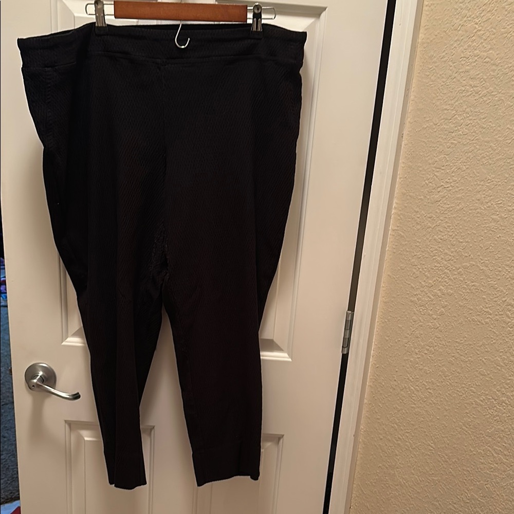Jasmine & Juliana Textured Black Pants